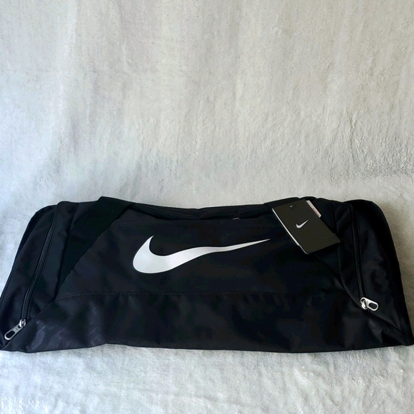 NIKE DUFFEL BAG - Picture 1 of 4